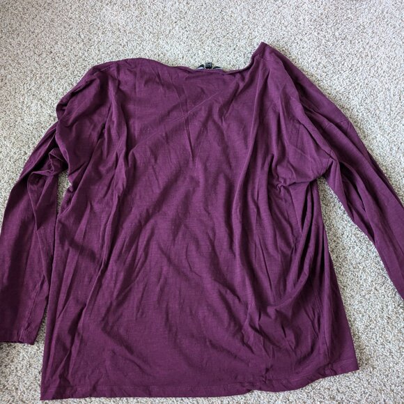 NWOT Long Tall Sally Long Sleeve V Neck tee, size 18-20 - Picture 8 of 8